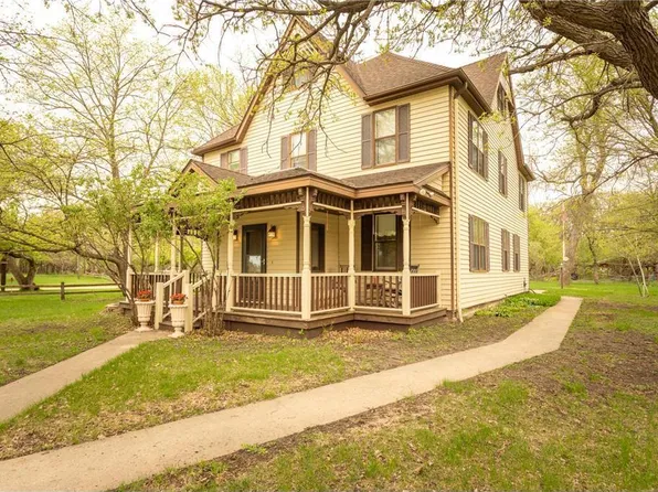 25225 105th St, Herman, MN 56248
