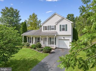131 Hawthorne Ave, Gilbertsville, PA 19525