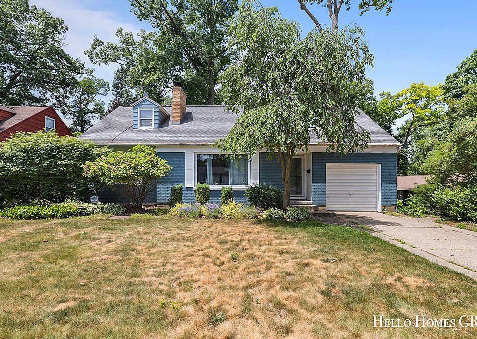 1st image of 2621 Coit Ave NE