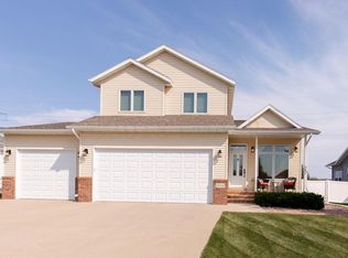 4314 58th St S, Fargo, ND 58104