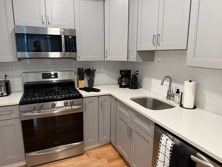 LUDLOW_4100 — Photo 12