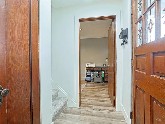 5th image of 100 Elbern Ave