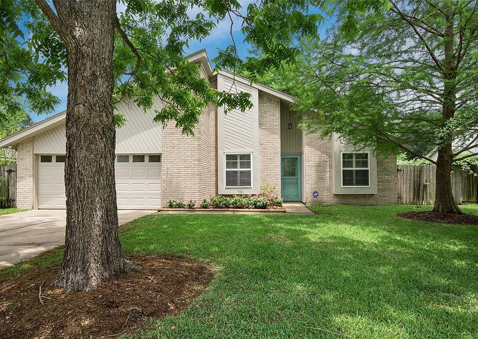 Cutest home on the block!