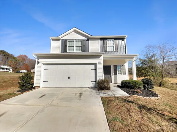 2001 Germany Dr, Dallas, NC 28034