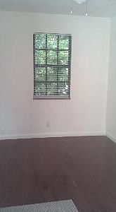 3rd image of 1301 Sunset Dr