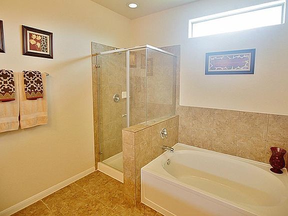 5th image of 15506 Huddleston Dr