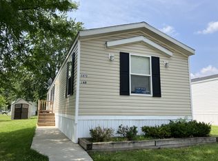 5970 W Maple St, Romulus, MI 48174