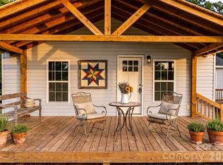 603 Hogan Farm Rd, Seagrove, NC 27341