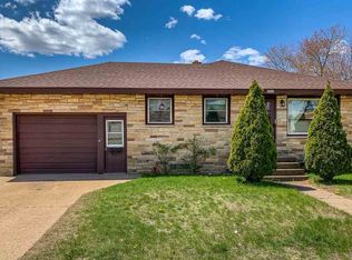 3016 Cleveland Ave, Stevens Point, WI 54481