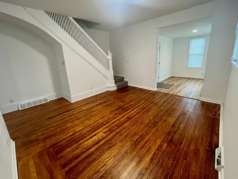 1207 Garrison St — Photo 4