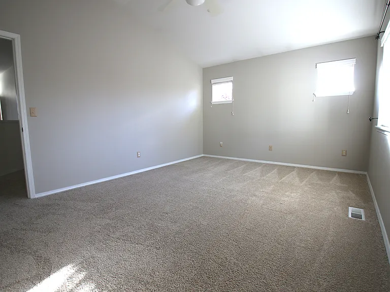 2153 McDonald Ave — Photo 9