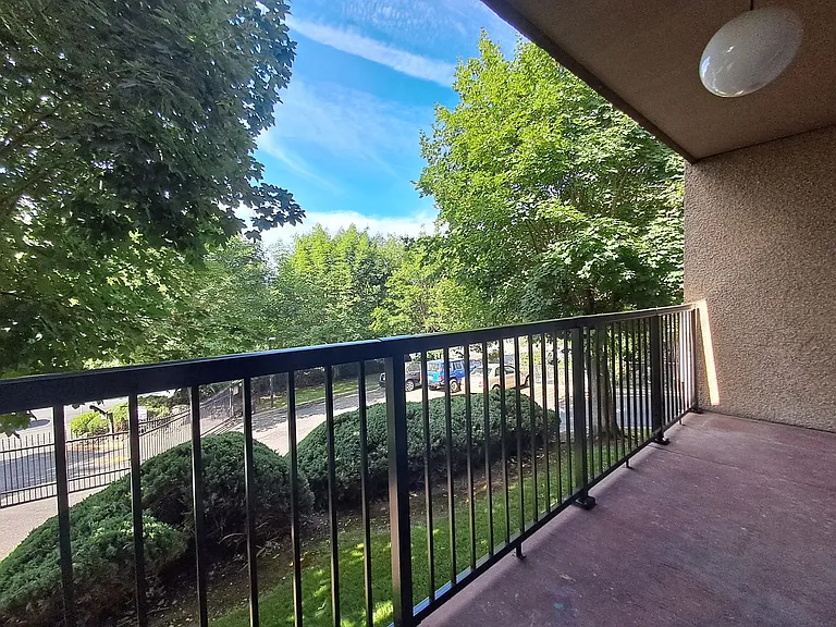 Rivers Edge — Photo 34