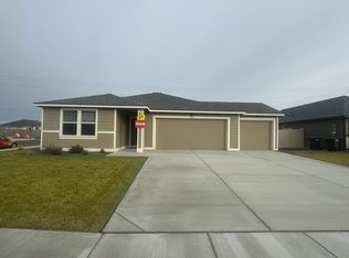 11309 Norfolk Dr, Pasco, WA 99301