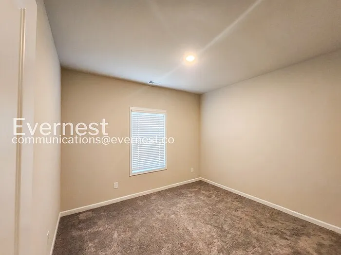 118 Culver St — Photo 10