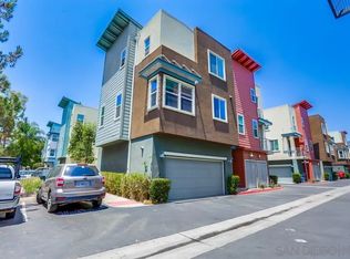 215 Antoni Gln UNIT 1112, Escondido, CA 92025