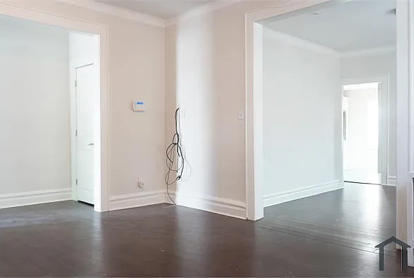 2 bed, 900 sqft, $2,300 — Photo 1