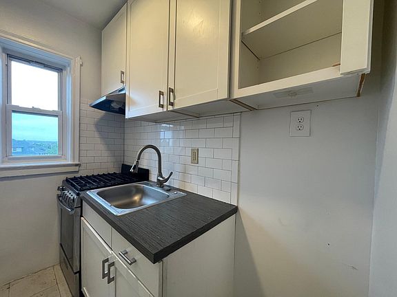 5th image of 12220 Ocean Promenade APT 5D