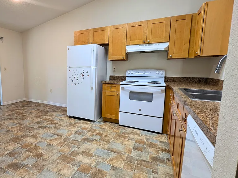 7447 Mead Dr #7445 — Photo 5