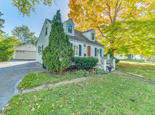 237 N Aldine Ave, Elgin, IL 60123