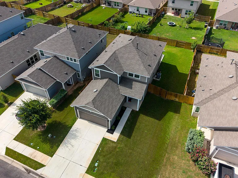 237 Driftwood Ln — Photo 26