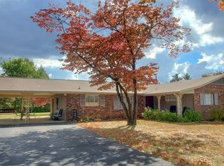 7912 NW Stratton Dr, Knoxville, TN 37919