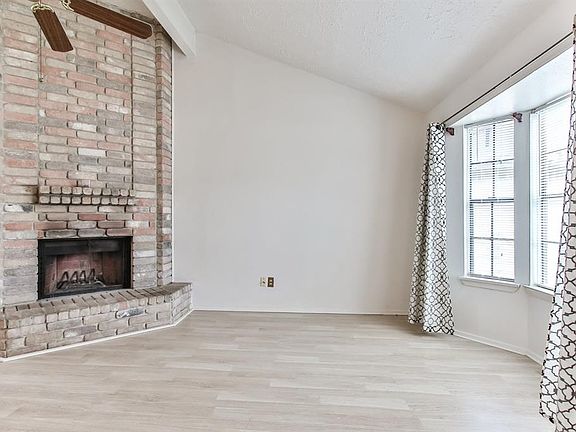 4th image of 7106 Goldendale Ct