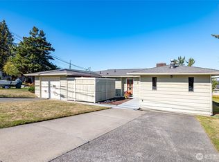 1406 29th St, Anacortes, WA