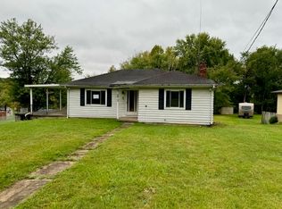 2017 Hulton Rd, Verona, PA 15147