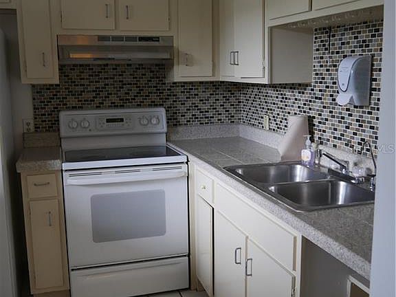 4th image of 6306 Newtown Cir #6B2