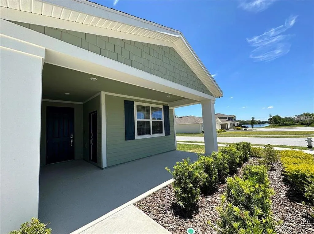 1 bed, 1.0 bath, 700 sqft, $1,400 — Photo 1
