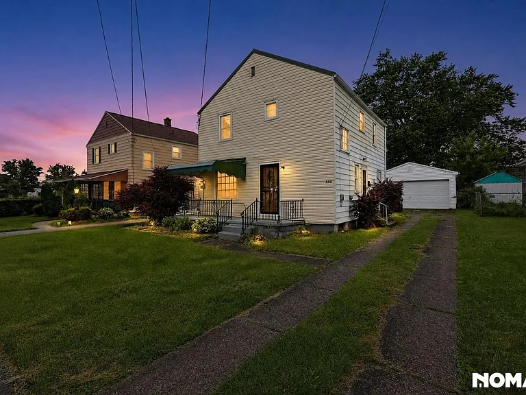 220 Michael Ave — Photo 1