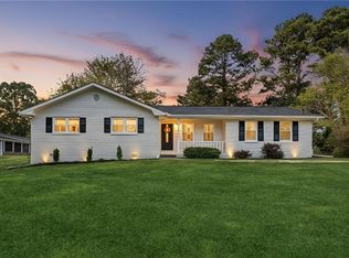 1545 Falcon Ln, Grayson, GA 30017