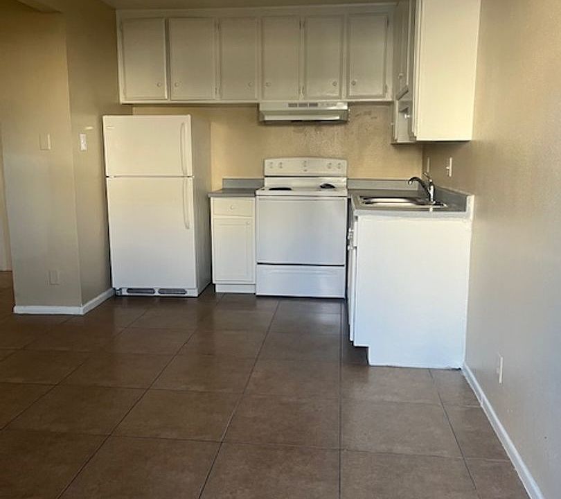 1st image of 721 Lilly Ln #18A