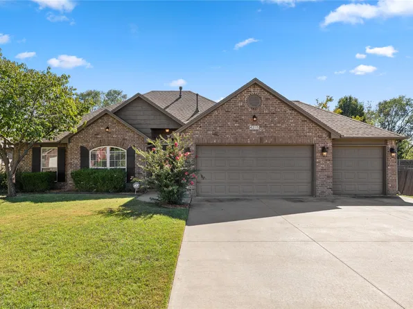 4215 SE Fairview Rd, Bartlesville, OK 74006