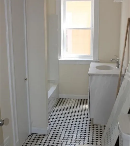 39-41 Cedar St #3 — Photo 10