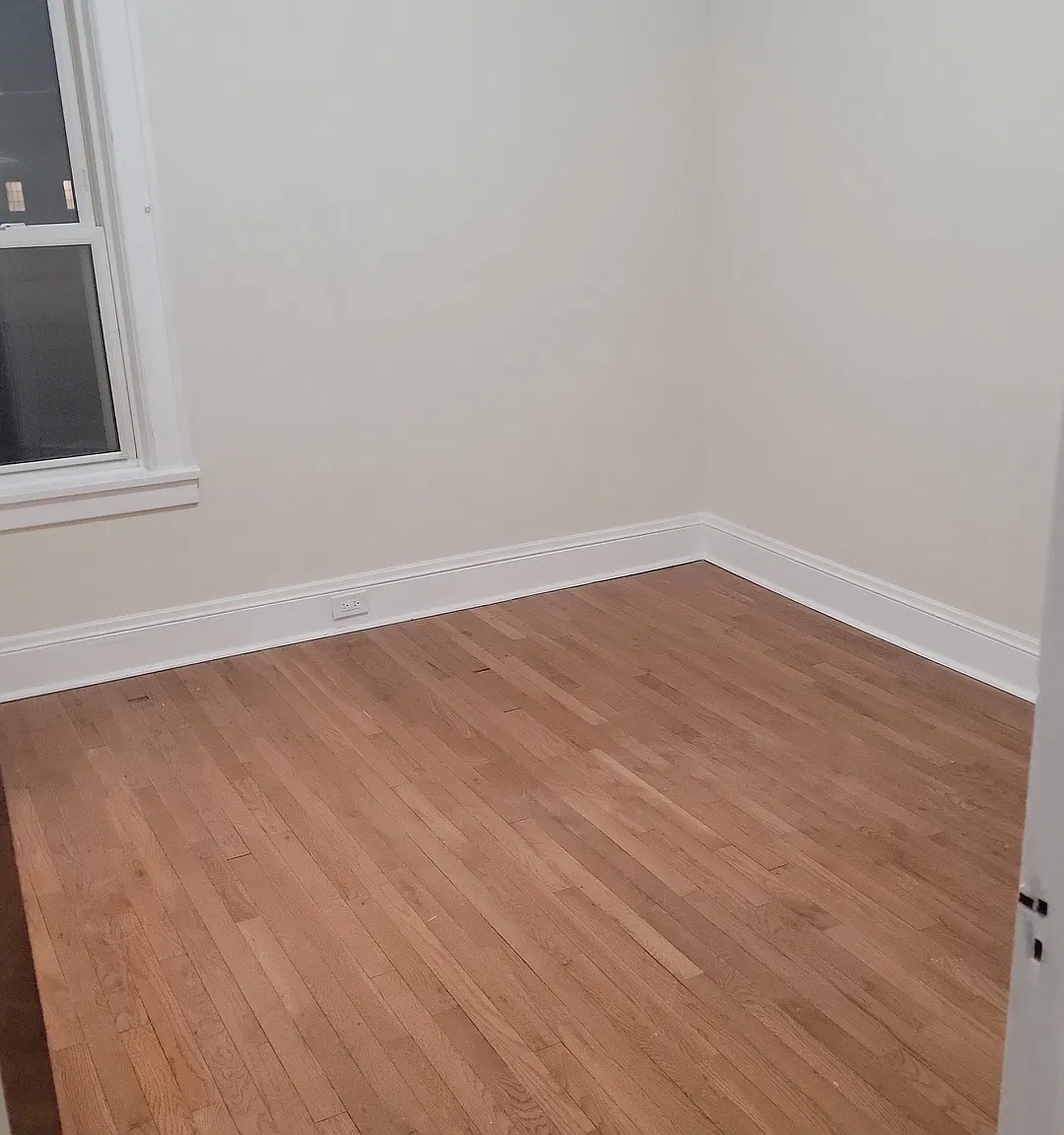 2 bed, 900 sqft, $1,400 — Photo 2