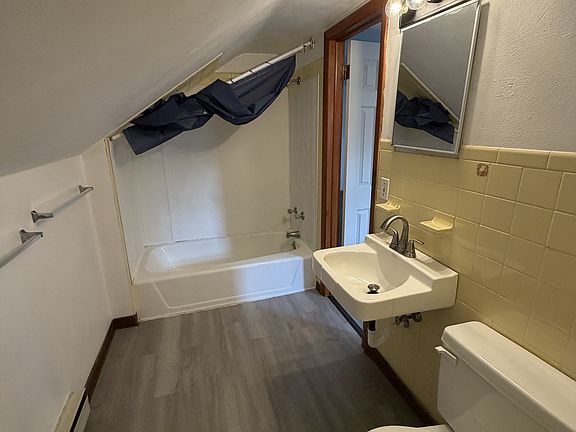 3rd image of 100 E Valley St #3