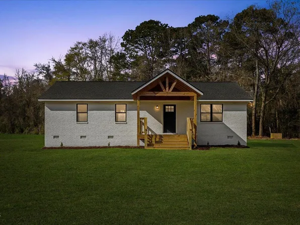 598 Bentonville Rd, Four Oaks, NC 27524