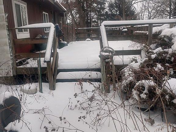 3rd image of 4785 Cave Dr