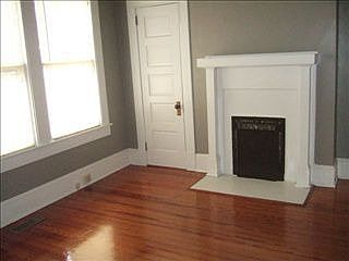 5th image of 213 W Laurel Ave