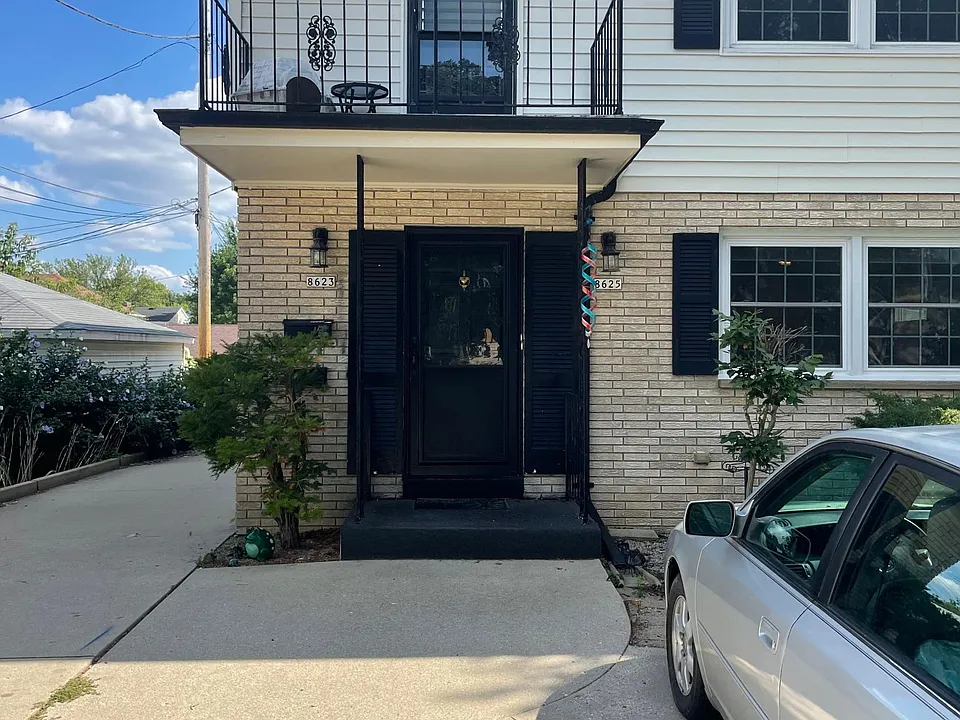 8623 Ludington Ct