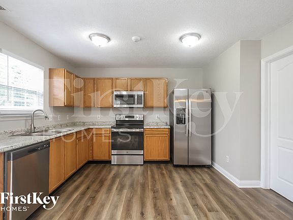 4th image of 1346 Alonzo Pl