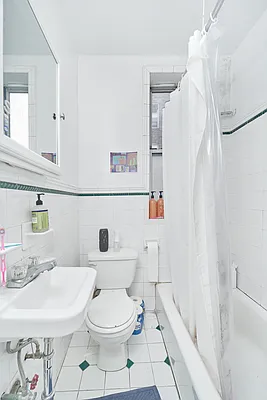 Rented by Living New York | media 18