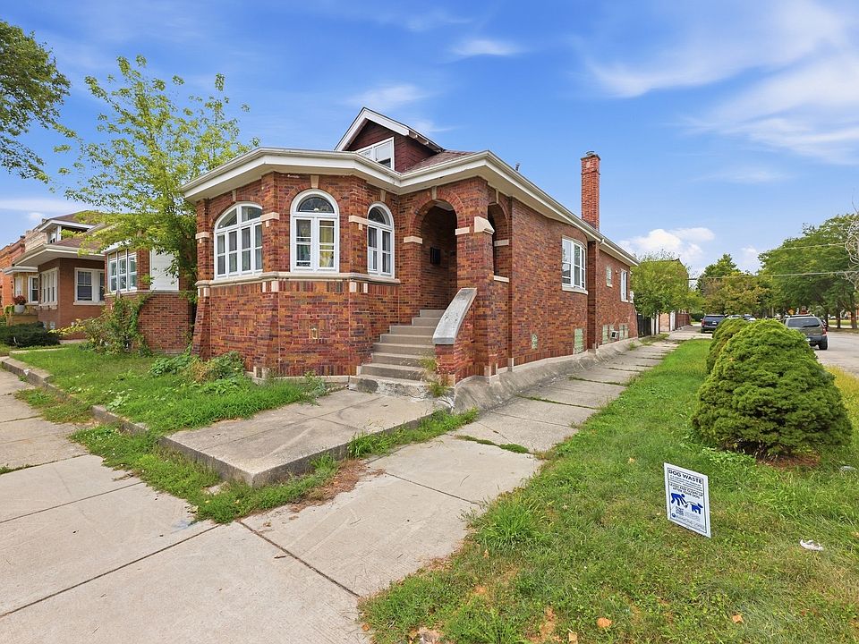 1st image of 5700 S Maplewood Ave