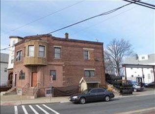 1003 Louisa St, Elizabeth, NJ 07201