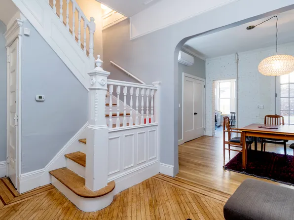 285 Empire Boulevard image 3 of 5