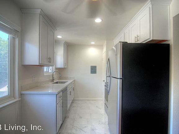 2nd image of 1859 Joan Way APT 06