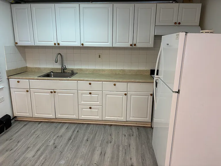 303 N 8th St #1 — Photo 3