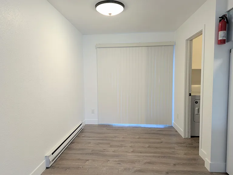 Aspen St — Photo 24
