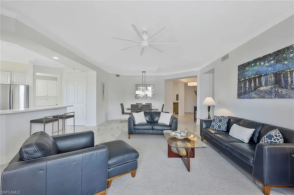 3 bed, 3.0 bath, 2035 sqft, $15,000 — Photo 4